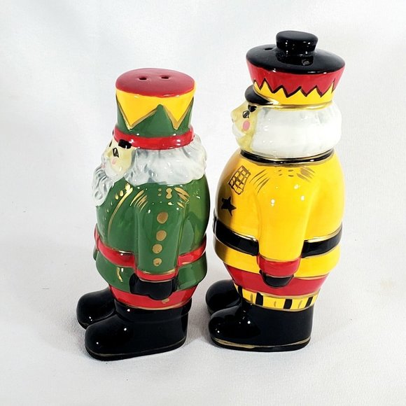 Nutcracker Salt & Pepper Shakers Set 5" holiday table Christmas kitchen decor - Picture 2 of 7